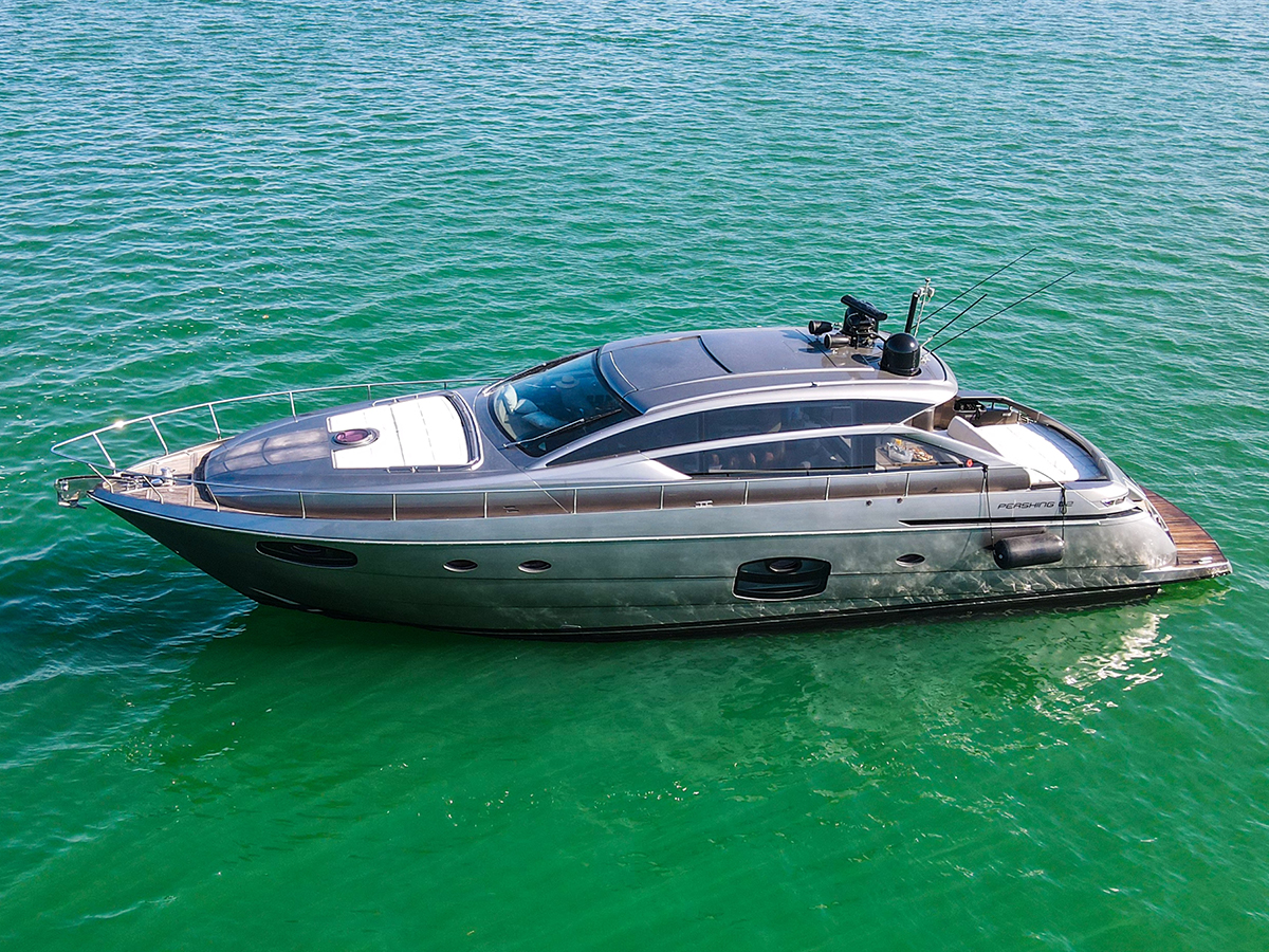 Pershing 62ft “Finstar” - Boat Rental Miami