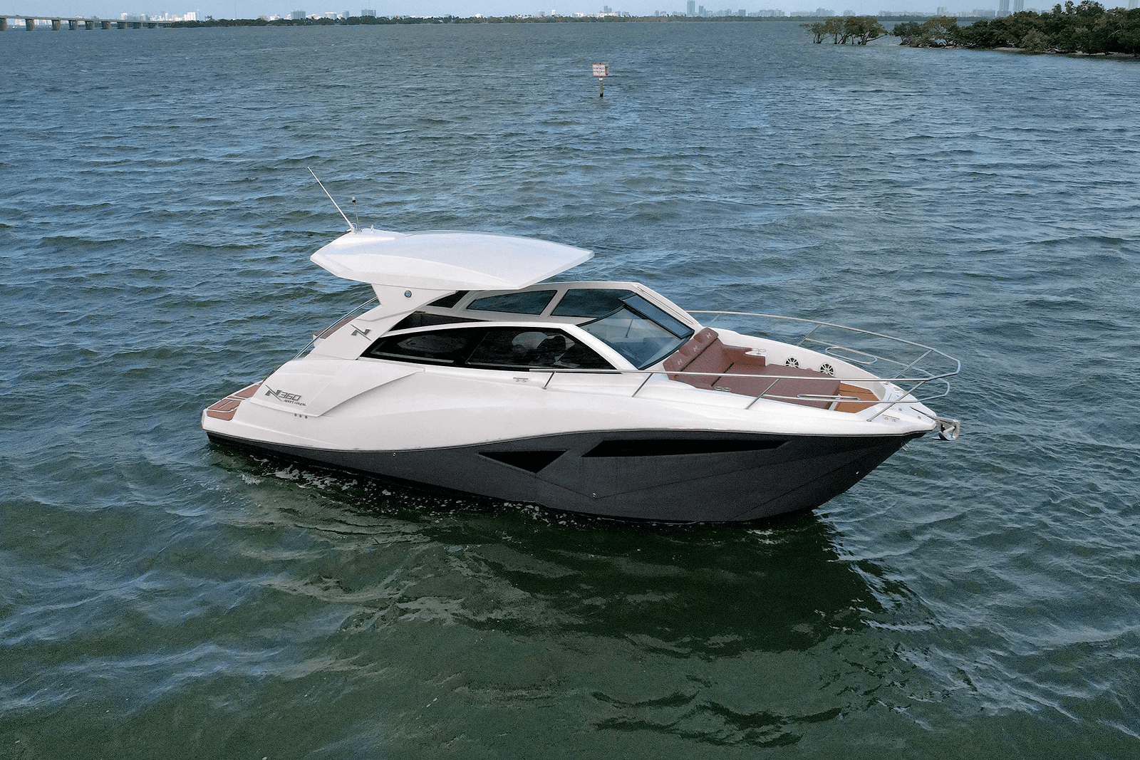 NX360 Sport Coupe - Boat Rental Miami