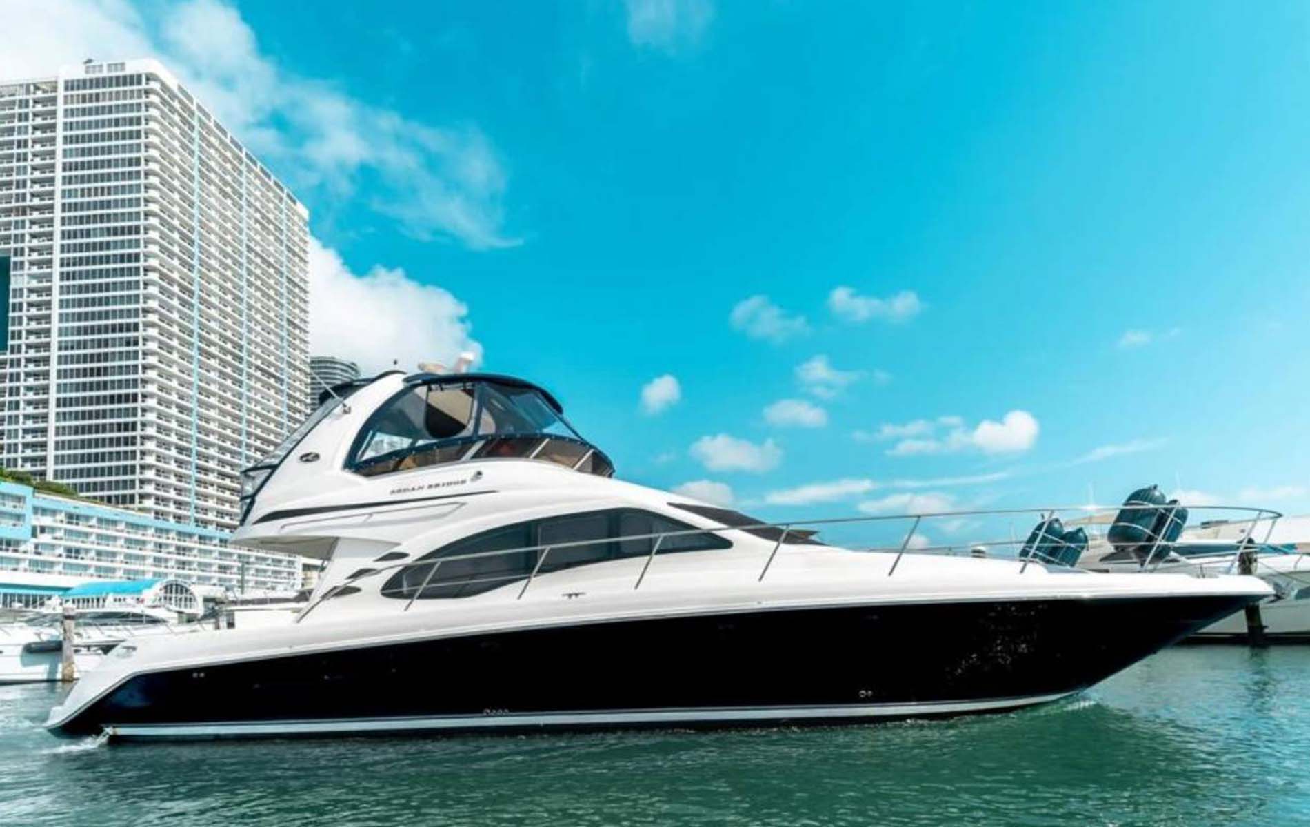 Sea Ray Sedan 44ft "Lady's First" - Boat Rental Miami